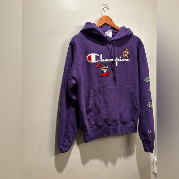Champion Purple Hoodie Mario size small rare video game - Picture 10 of 10